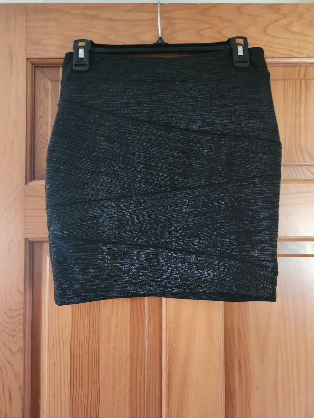 Iz Byer Black Metallic Mini Skirt